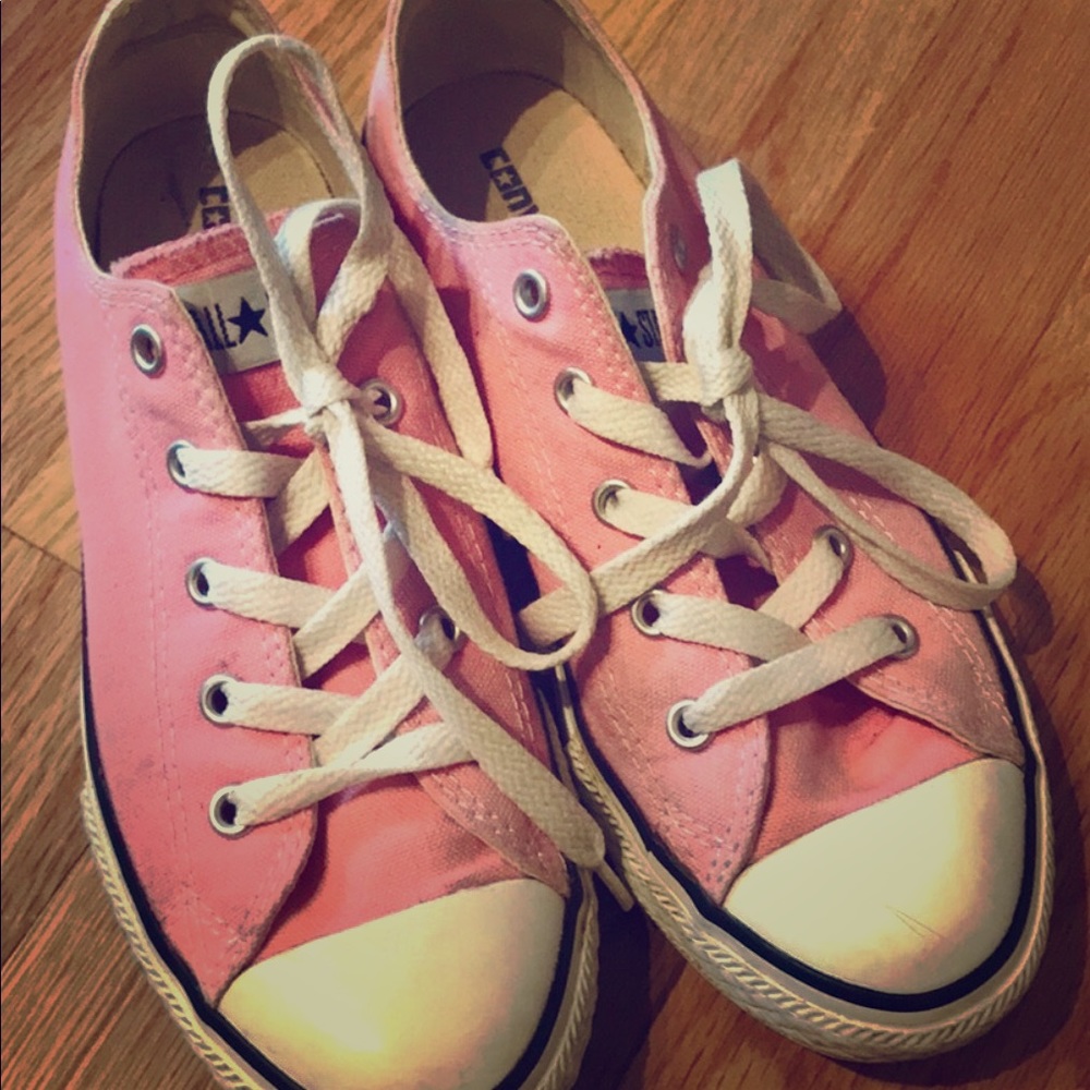 PINK CONVERSE ALL STAR SHOES SIZE 6